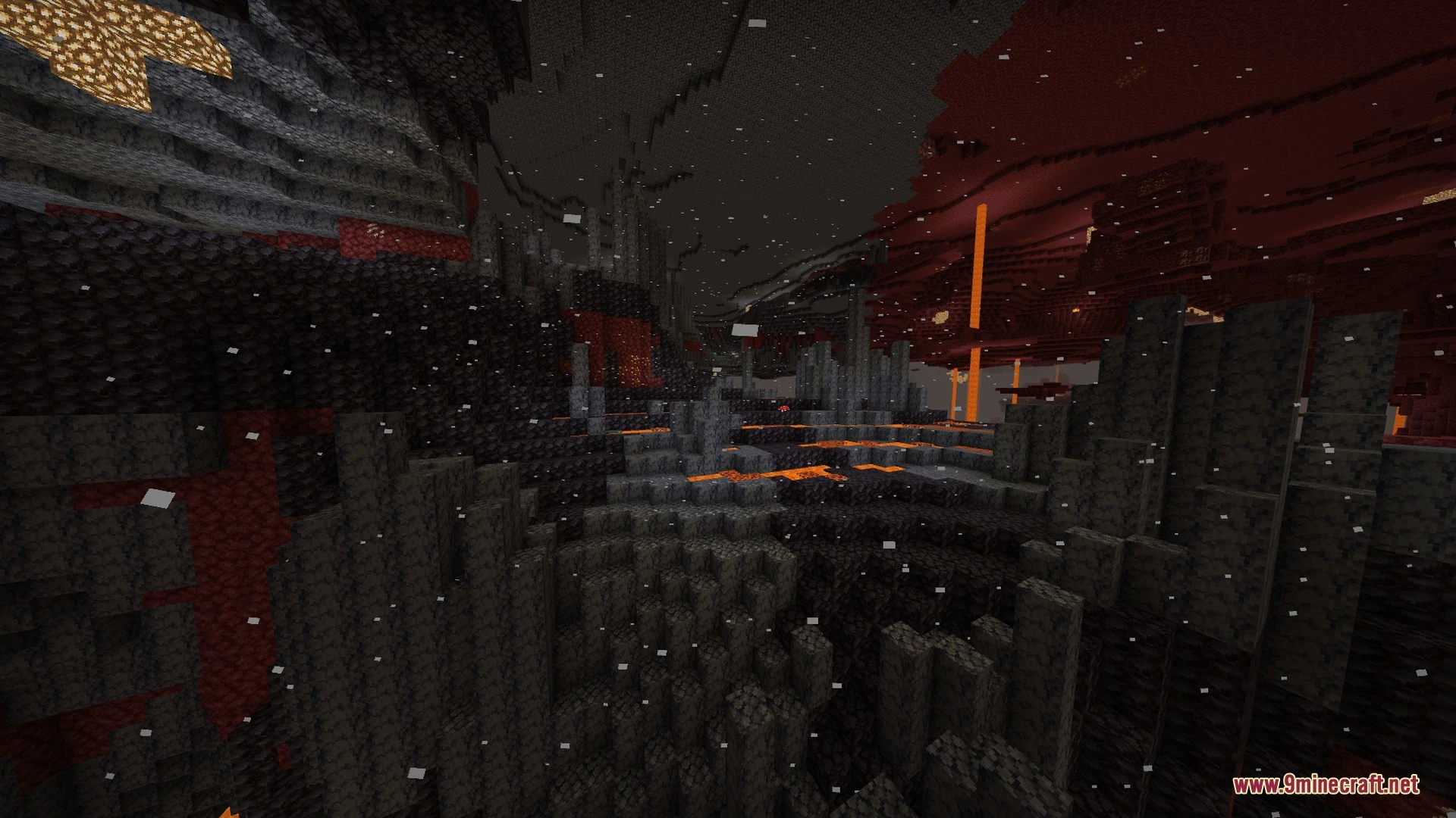 Foxay Shader (26.x) – Aurora Night Skies and Glowing Ores for Bedrock Screenshot 9 Foxay Shader (26.x) – Aurora Night Skies and Glowing Ores for Bedrock Screenshot 9